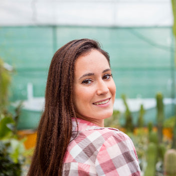 <em>Dominga Hernández - Compradora de Instagram</em>